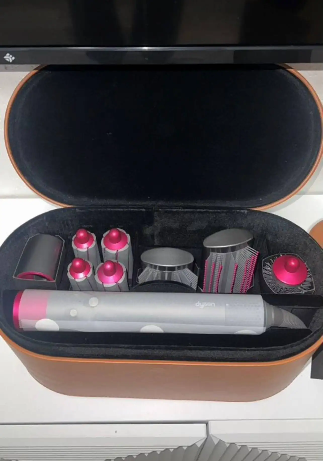 Стайлер Dyson новый оригинальный - Электроника для красоты (Барахолка) в Москва