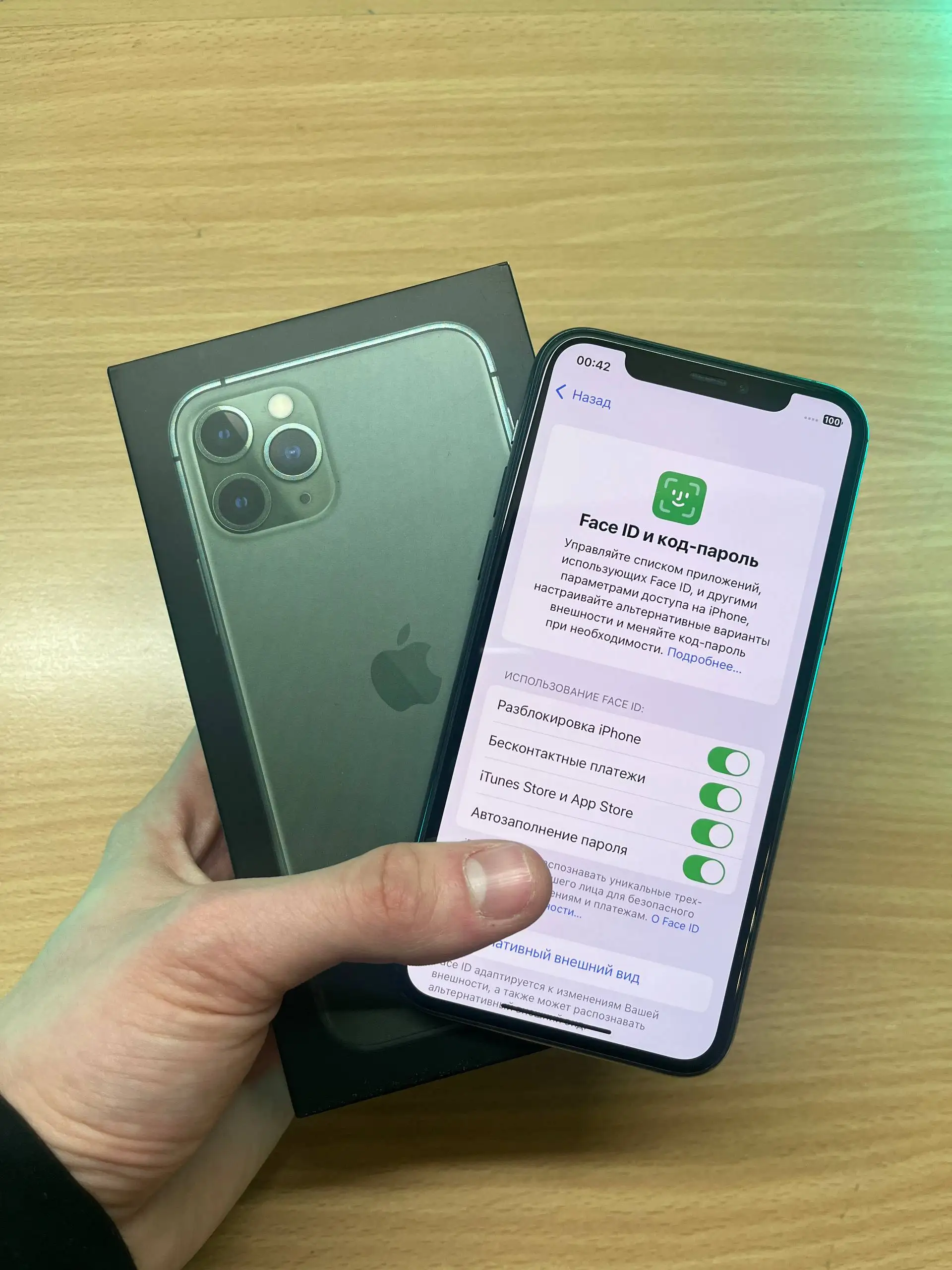 iPhone 11 Pro 64GB зеленый - Смартфоны и гаджеты (Электроника) в Москва