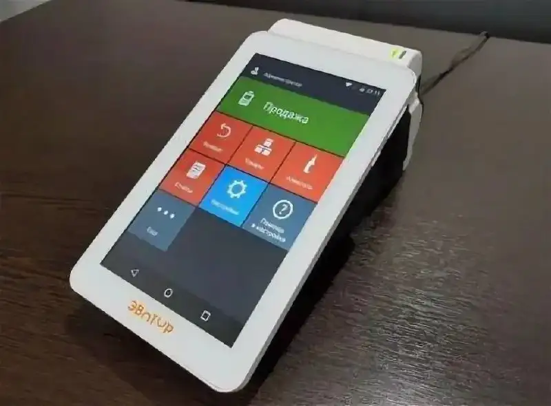 Продается кассовый аппарат Эвотор 7.2 - Кассовые аппараты (Электроника) в Москва