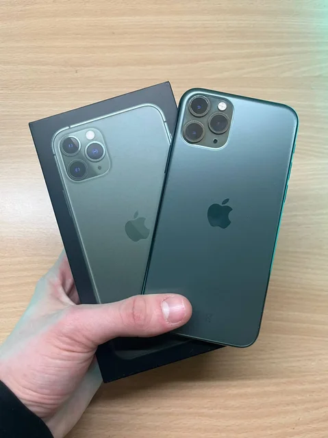 iPhone 11 Pro 64GB зеленый - Комплектующие в Москва