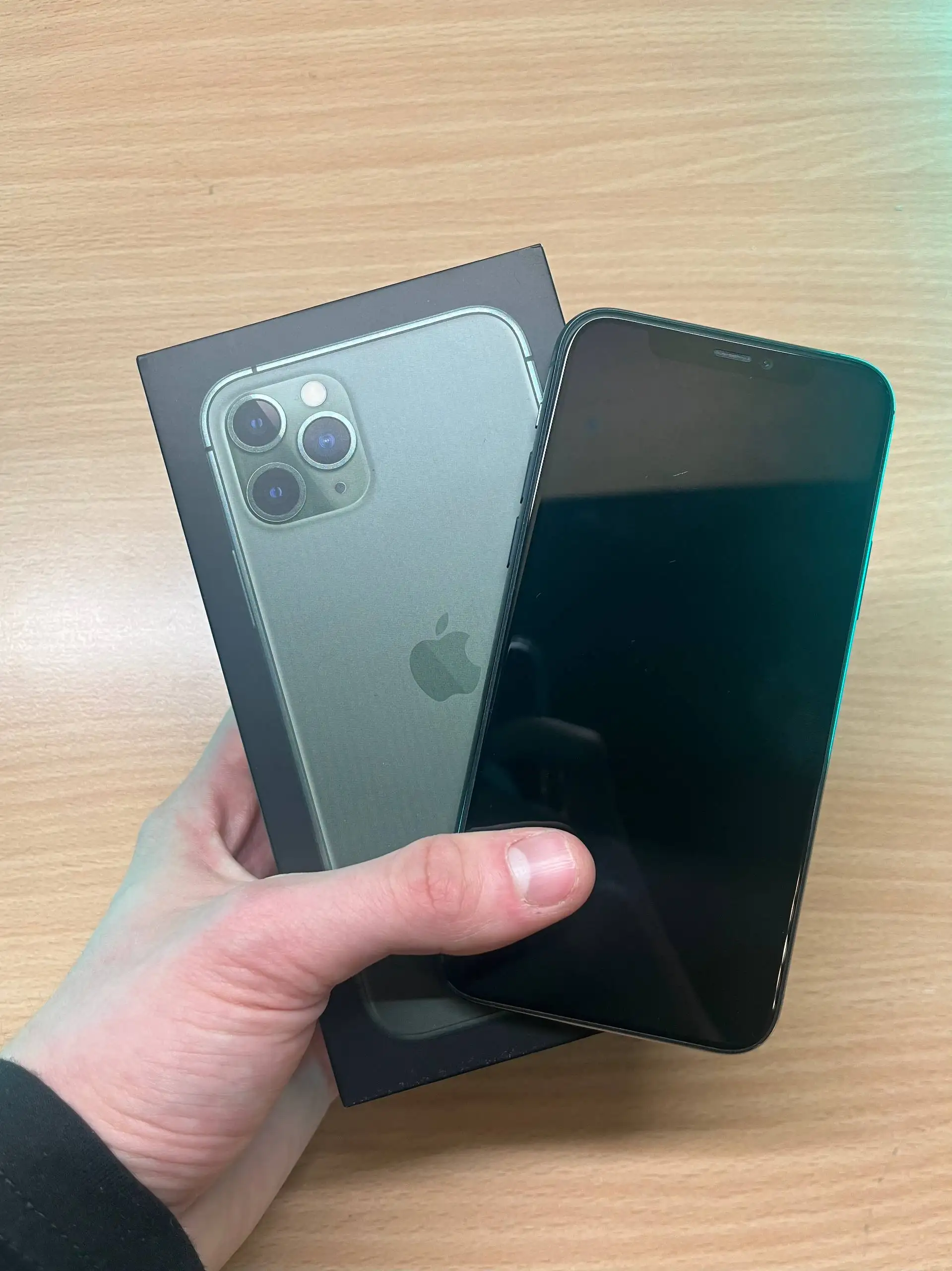 iPhone 11 Pro 64GB зеленый - Смартфоны (Электроника) в Москва