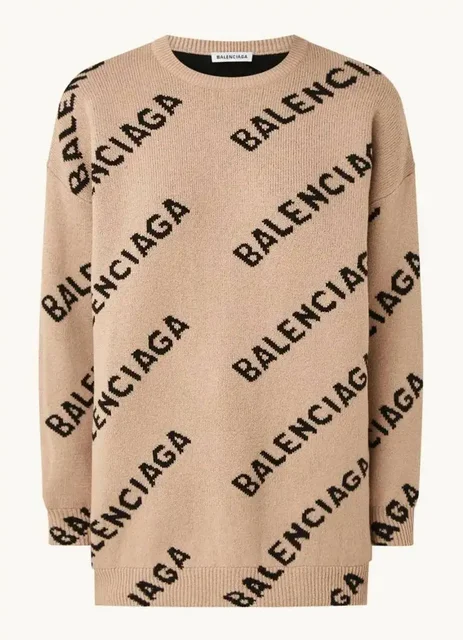 Кофта Balenciaga one size - Верхняя одежда в Москва