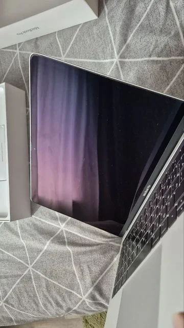 MacBook Pro 512GB - Наручные часы в Москва