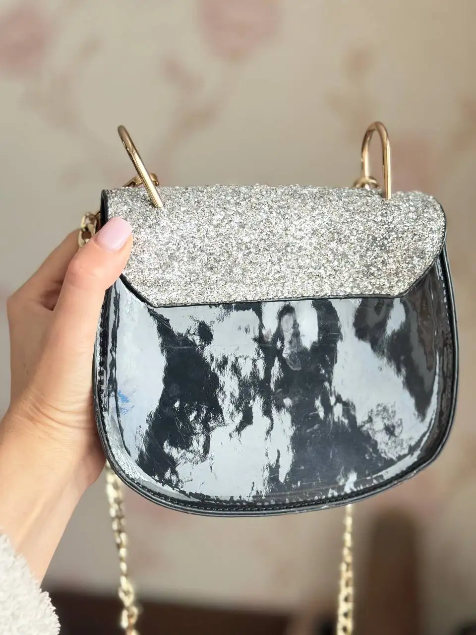 Миниатюрная блестящая сумочка - Аксессуары (Одежда) в Москва