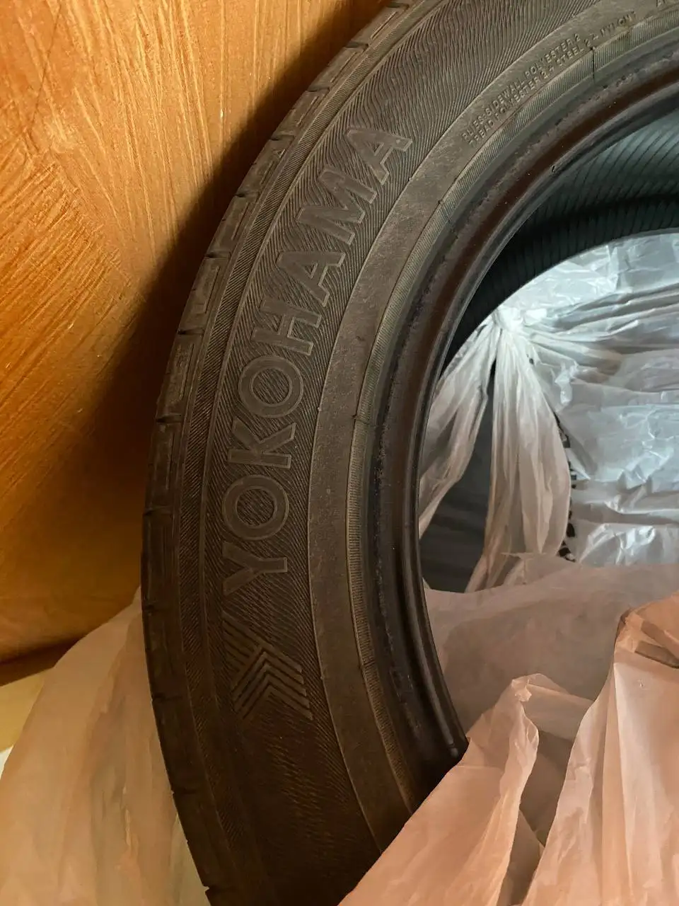 Продажа шин Yokohama Advan DB - Шины (Авто) в Москва