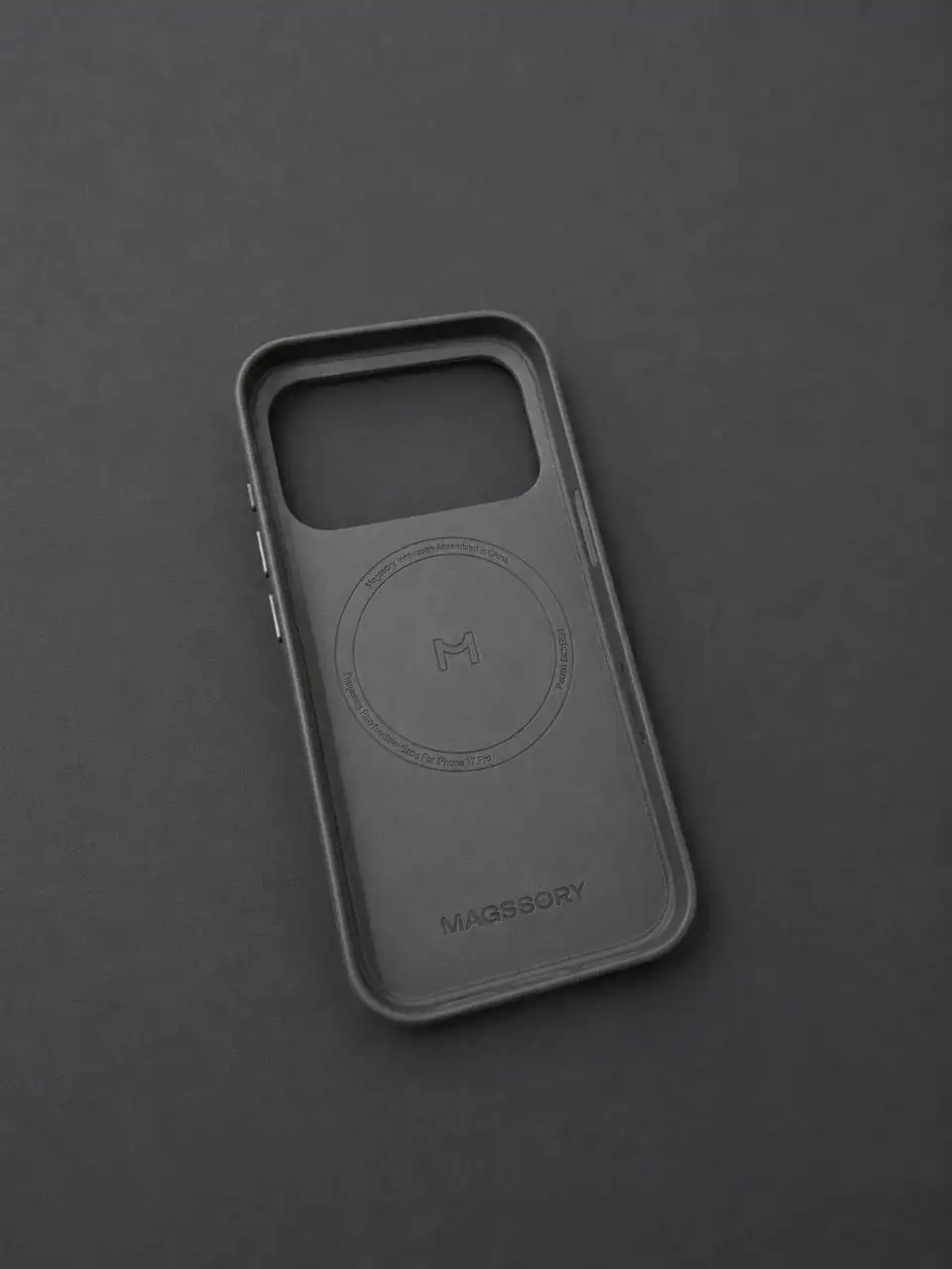Чехол Magssory iPhone 17pro - Аксессуары для телефонов (Электроника) в Москва