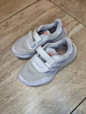 Кроссовки adidas р. 29 для девочки - Детские коляски и велосипеды в Москва