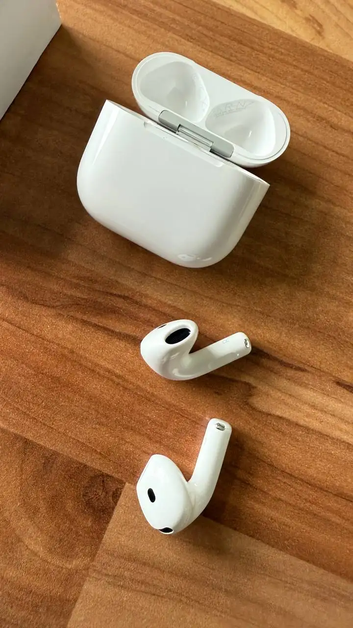 Apple AirPods 4 ANC - Наушники (Электроника) в Москва