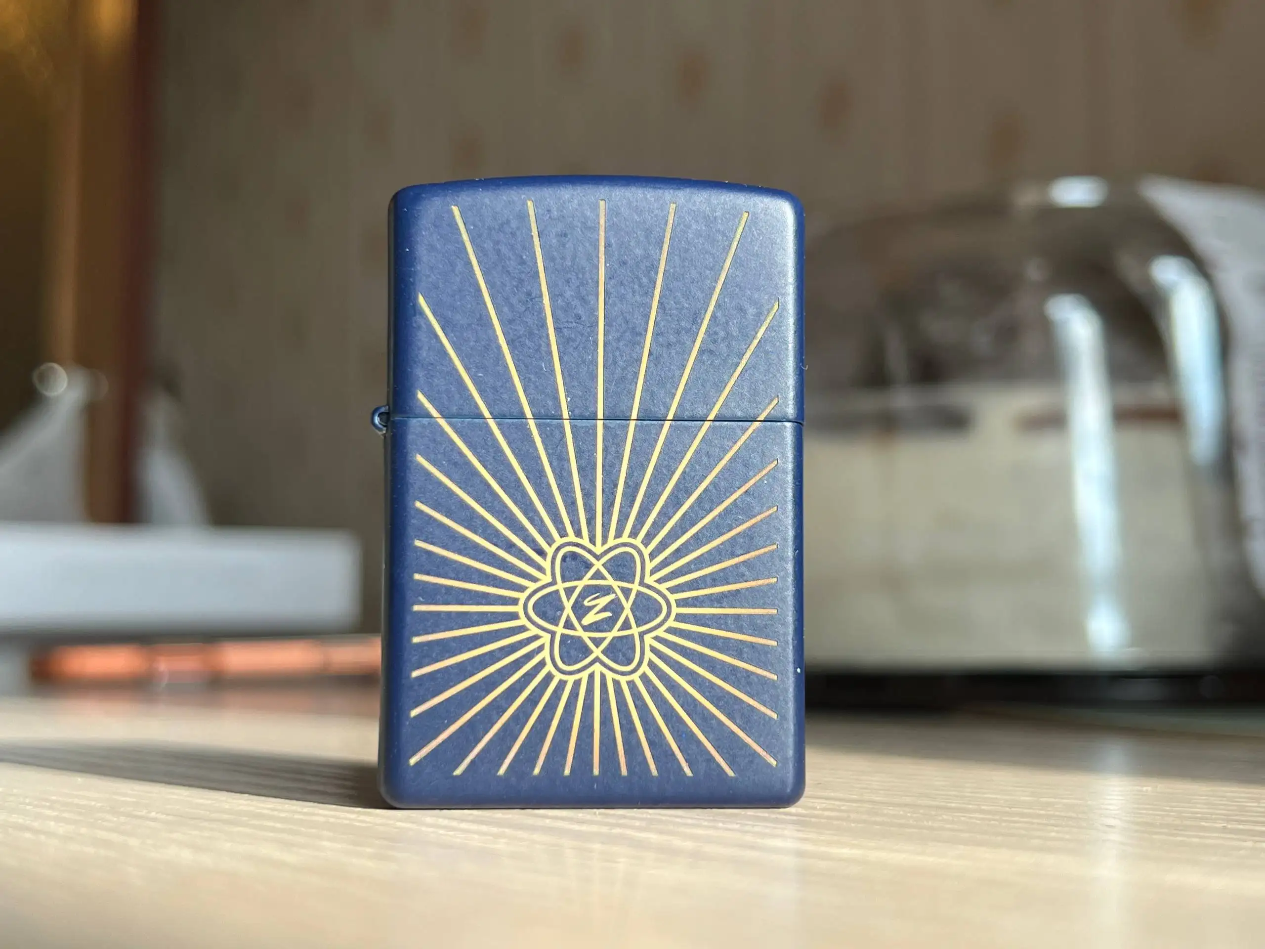 Продам Zippo оригинал 3 копейки - Зажигалки (Хобби и отдых) в Москва