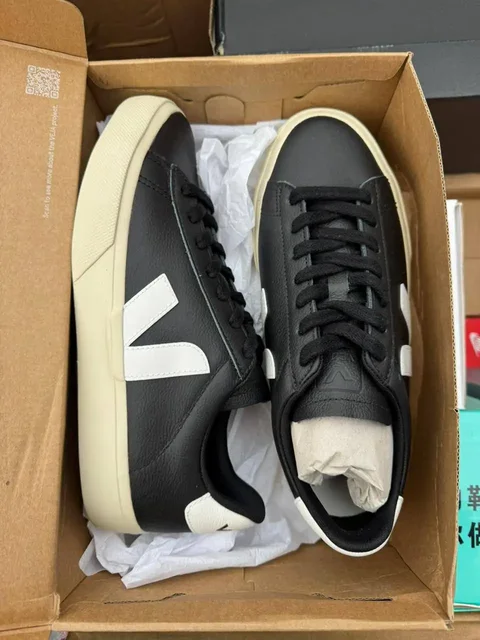 Кроссовки Veja Campo Leather Black White - Одежда в Москва