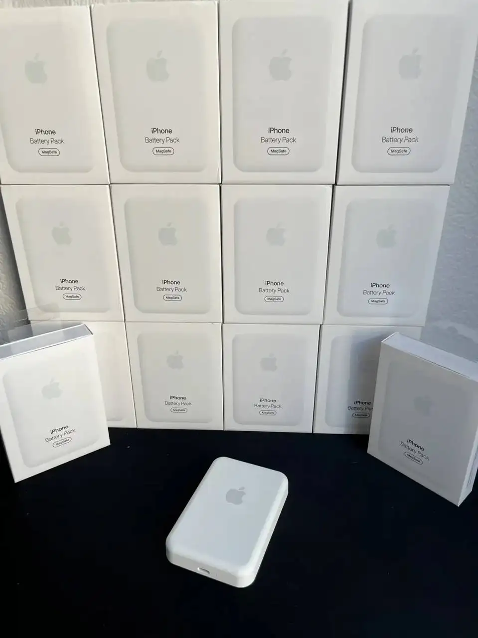Magsafe повербанк для iPhone (реплика) - Аксессуары для телефонов (Электроника) в Москва