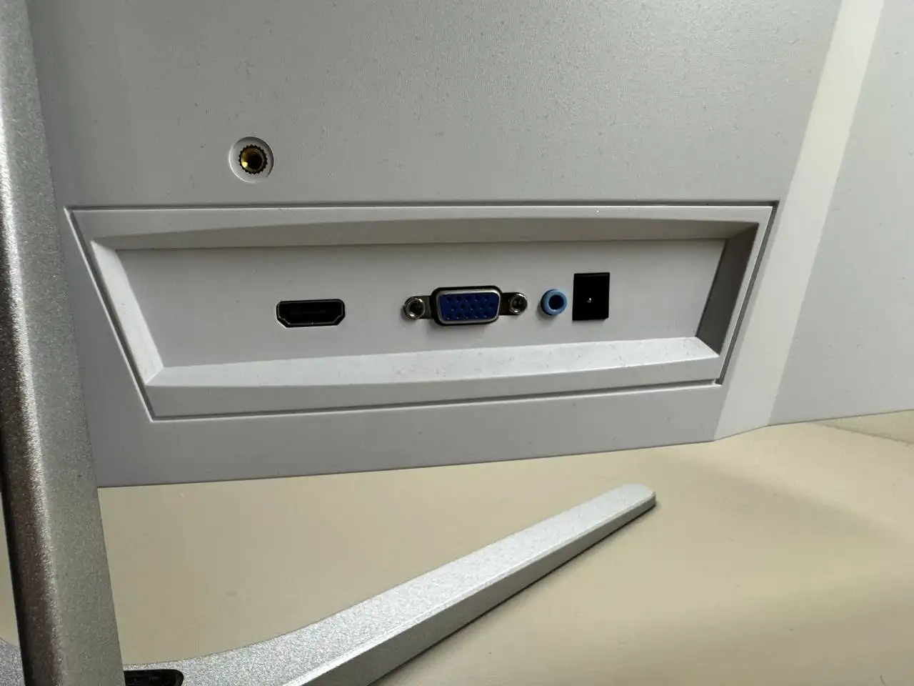 Монитор Hugon Q24 100Hz - Мониторы (Электроника) в Москва
