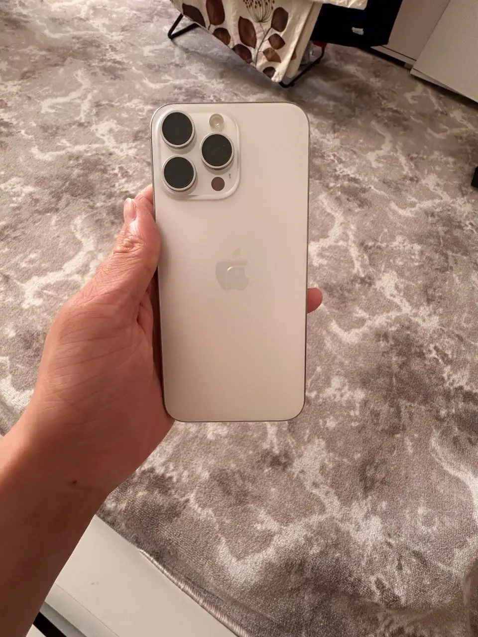 iPhone 15 Pro Max 256GB (85% battery) - Смартфоны и гаджеты (Электроника) в Москва