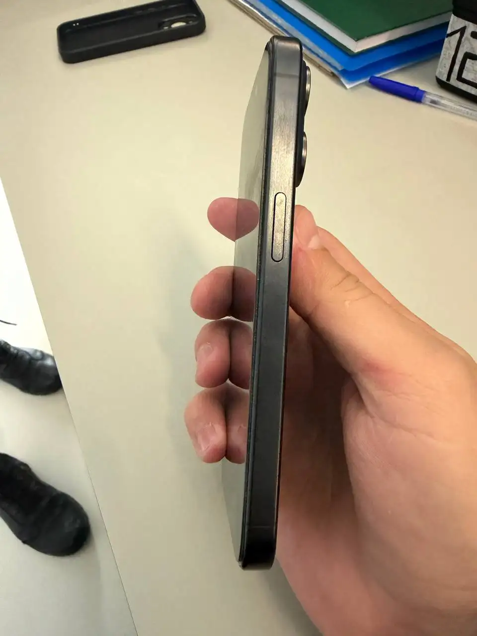 iPhone 15 Pro 256GB Black Titanium - Смартфоны и гаджеты (Электроника) в Москва