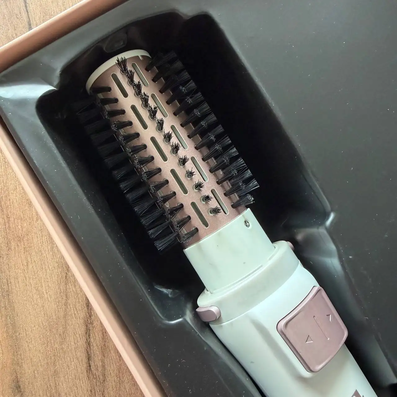 Новый вращающийся фен-щетка DSP Big Hair Dual - Красота и здоровье (Электроника) в Москва