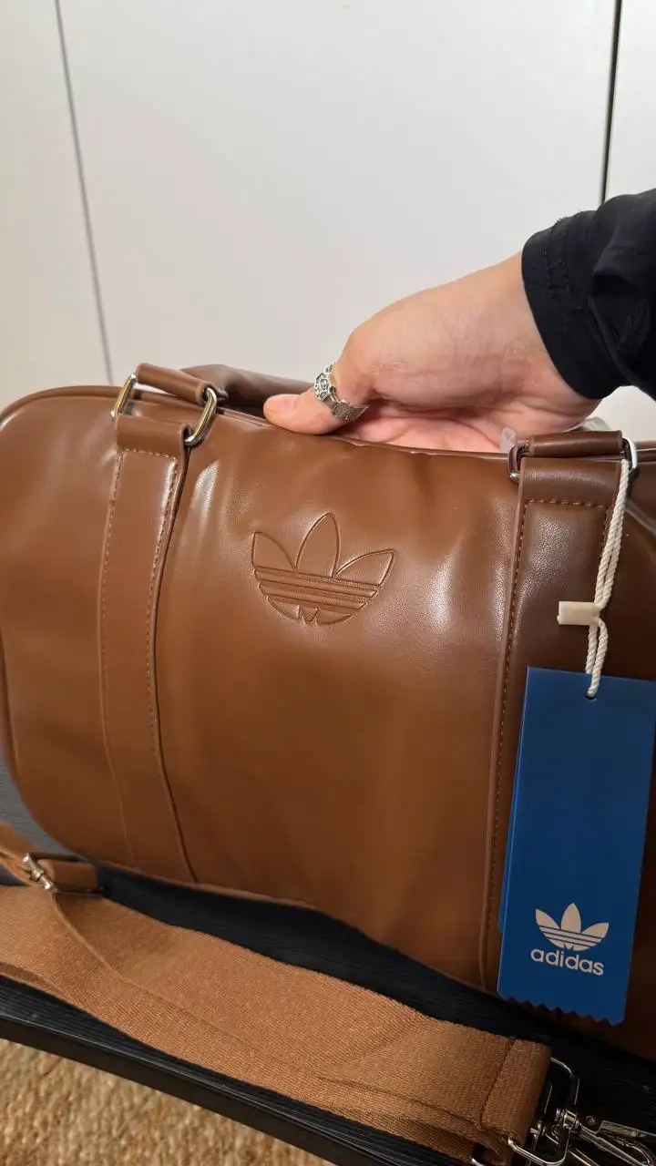 Сумка adidas - Плакаты в Москва