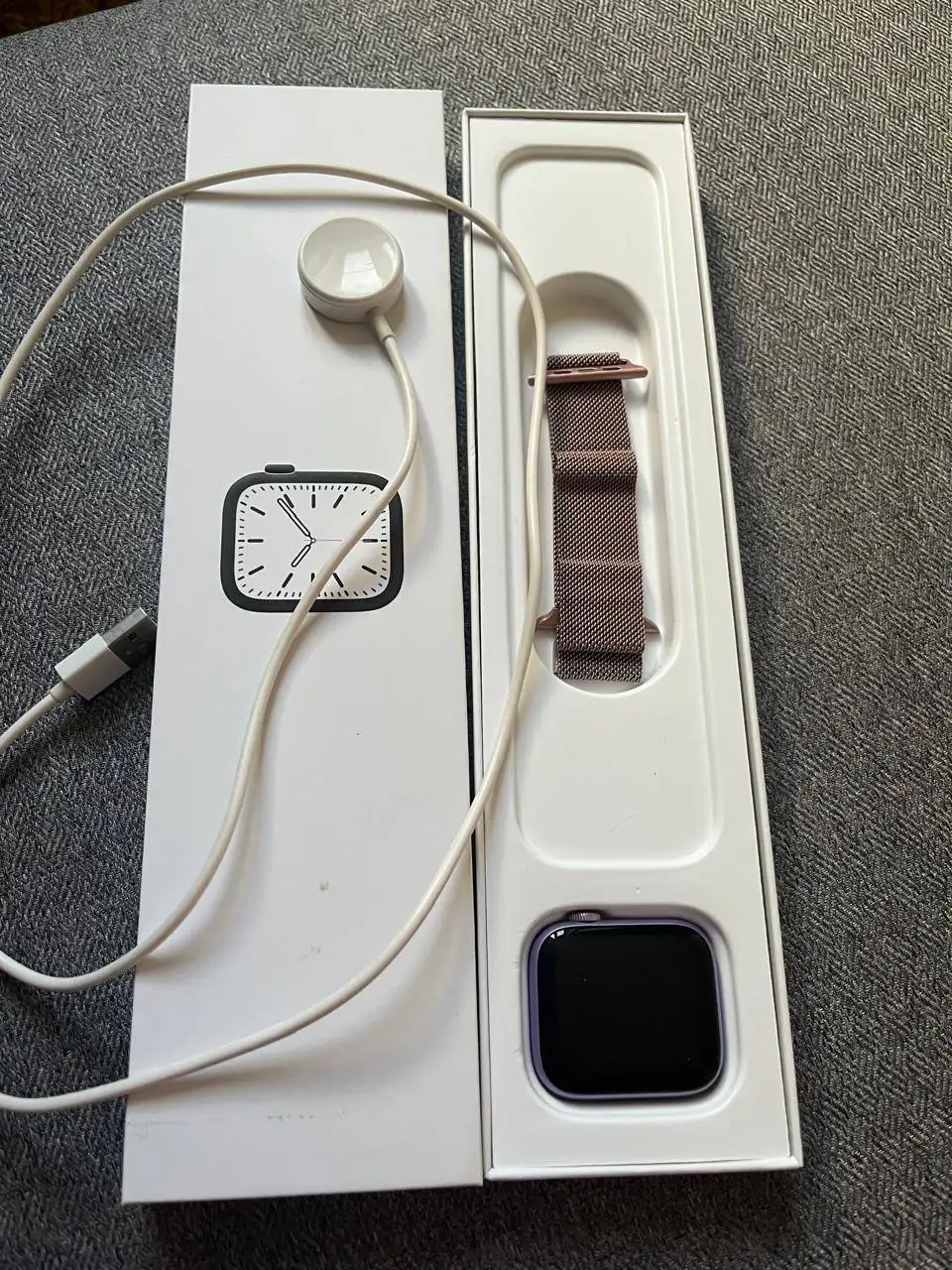 Apple Watch для девочки, б/у - Часы (Электроника) в Москва