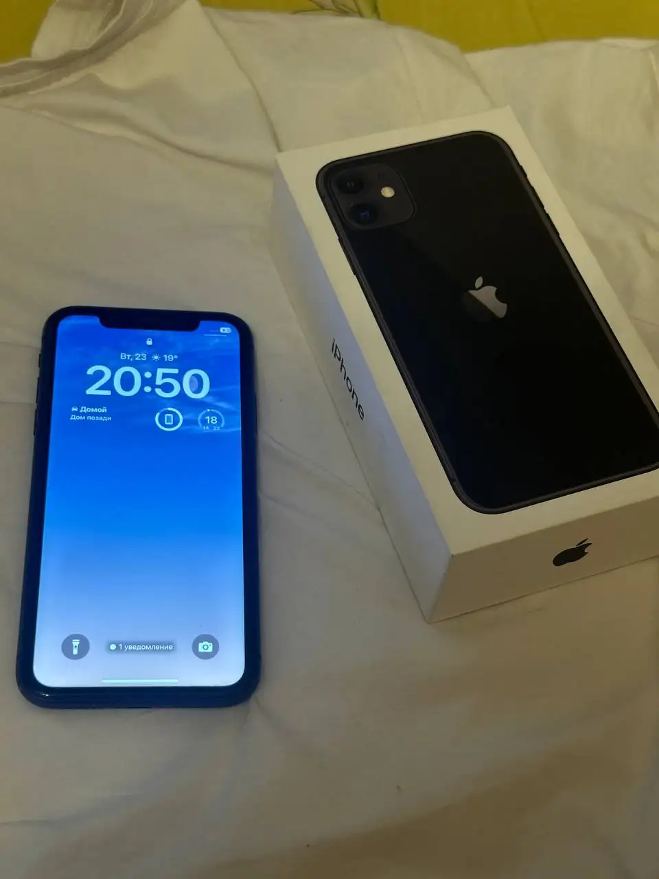 iPhone 11 128GB в Москве - Мобильные телефоны (Электроника) в Москва