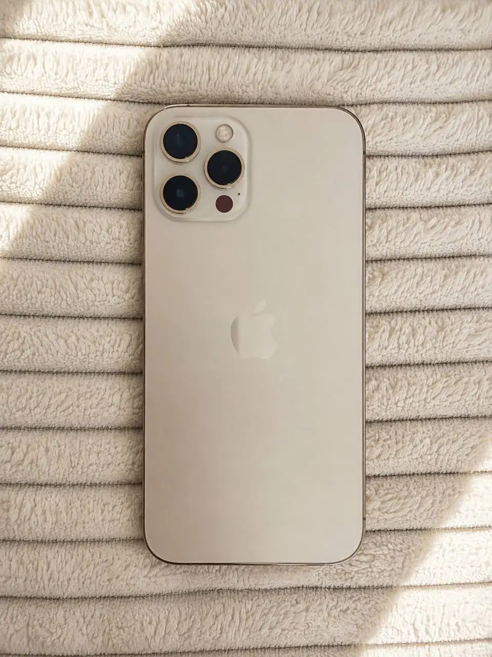 iPhone 12 Pro Max 256 ГБ - Мобильные телефоны (Электроника) в Москва