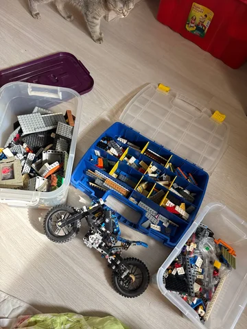 LEGO Technic BMW + большой лот деталей - Спорттовары в Москва