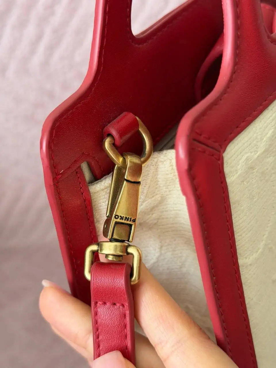 Продам женскую сумку Pinko оригинал - Аксессуары (Одежда) в Москва