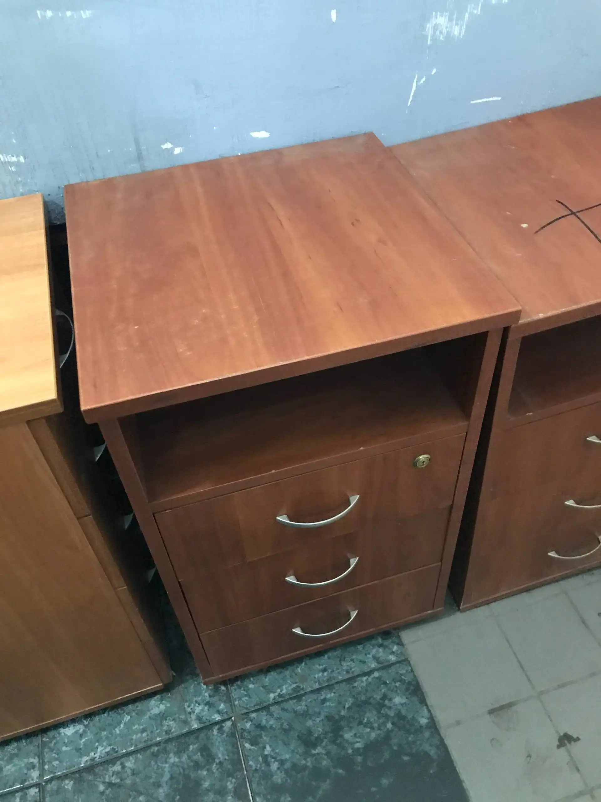 Продажа тумб 5 штук - Тумбы (Мебель) в Москва