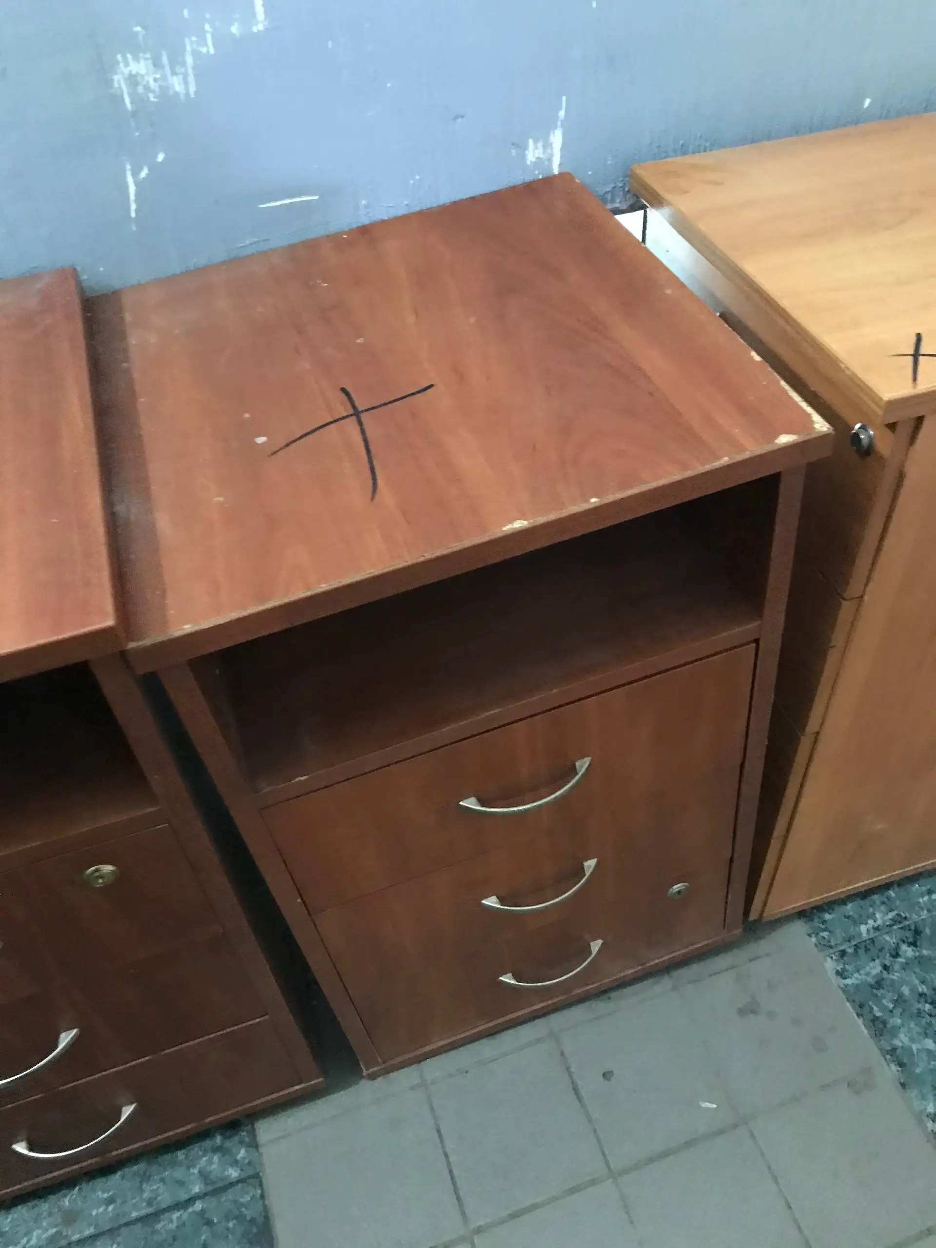Продажа тумб 5 штук - Тумбы (Мебель) в Москва