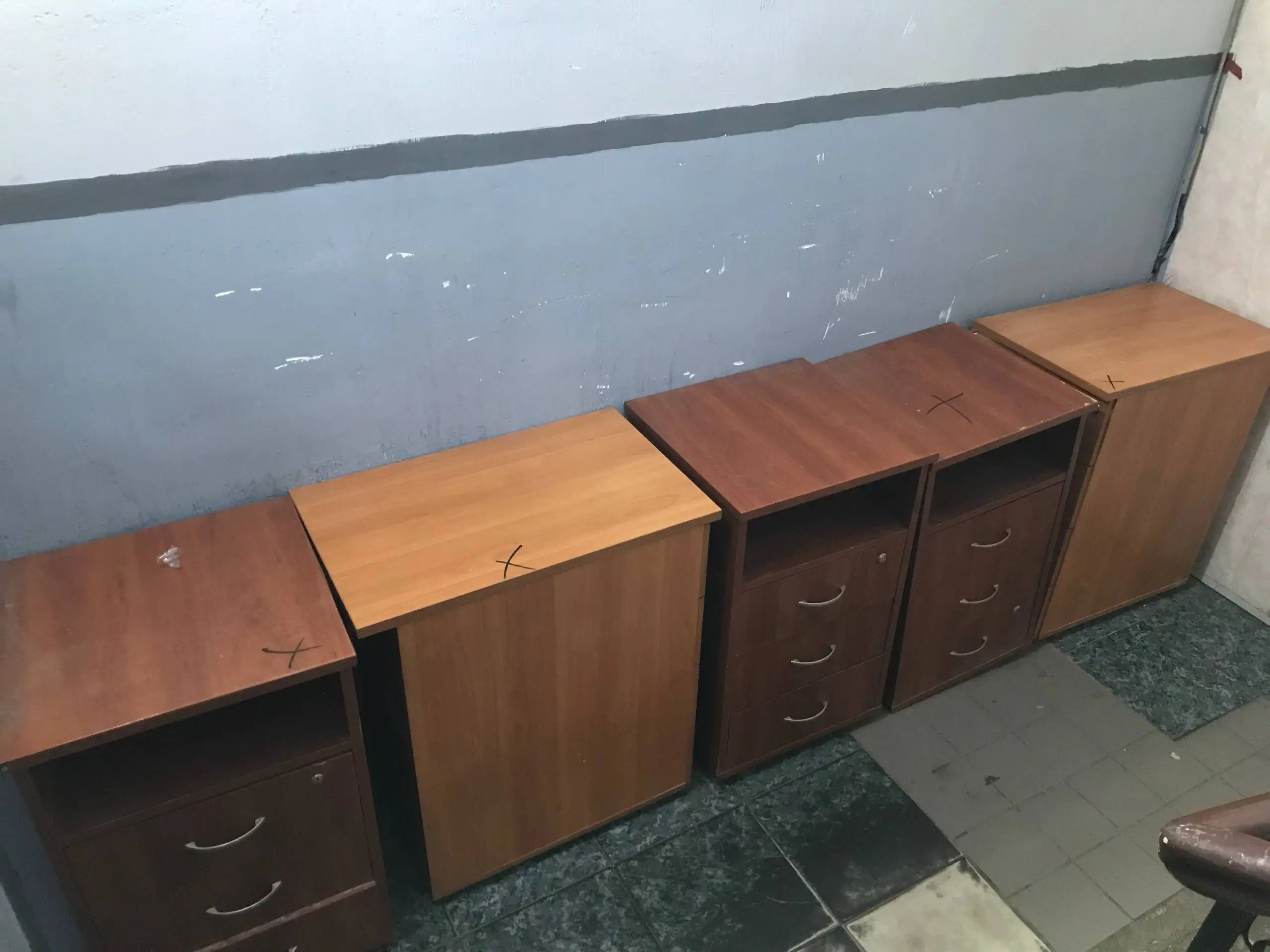 Продажа тумб 5 штук - Тумбы (Мебель) в Москва