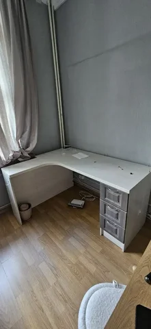Письменный стол - частное объявление в Москва