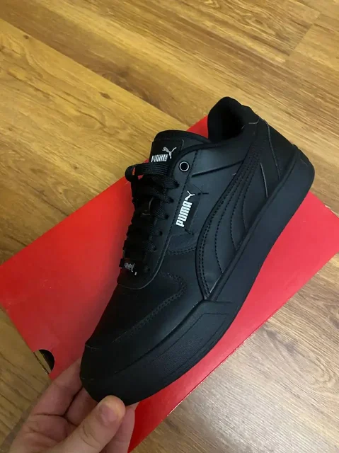 Кроссовки Puma 41р - Нижнее белье в Москва