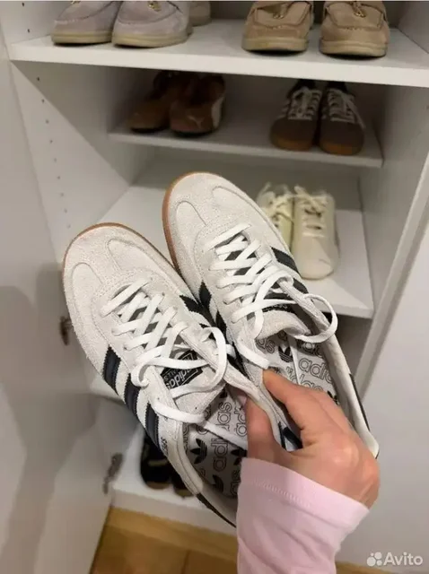 Кеды adidas женские, 37,5 размер - Жилетки в Москва