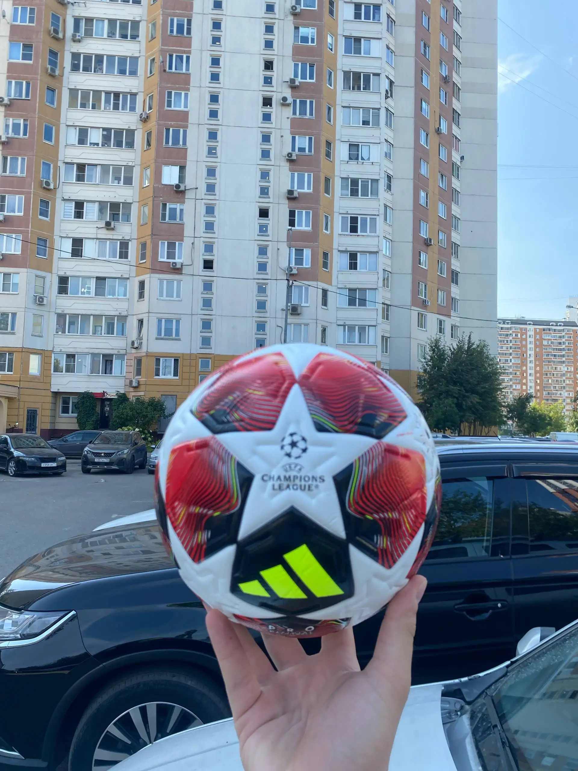 Мячи Adidas Лига Чемпионов, 4 размера, 30 штук - Спорт и отдых в Москва
