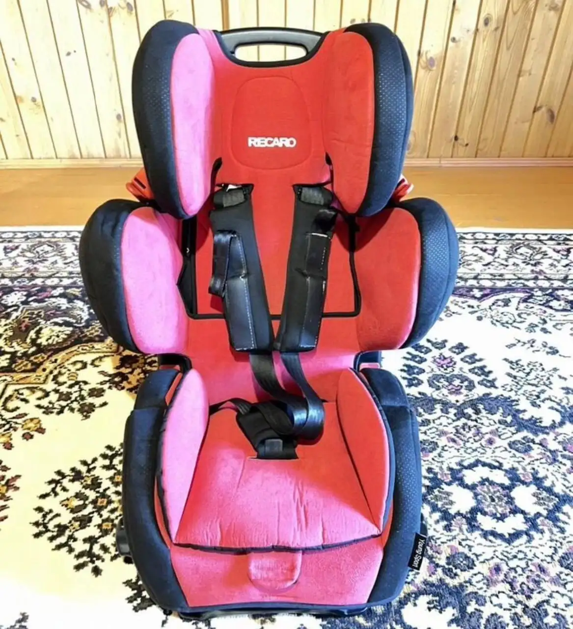 Продам автокресло Recaro Young Sport - Автокресла (Товары для детей) в Заречье