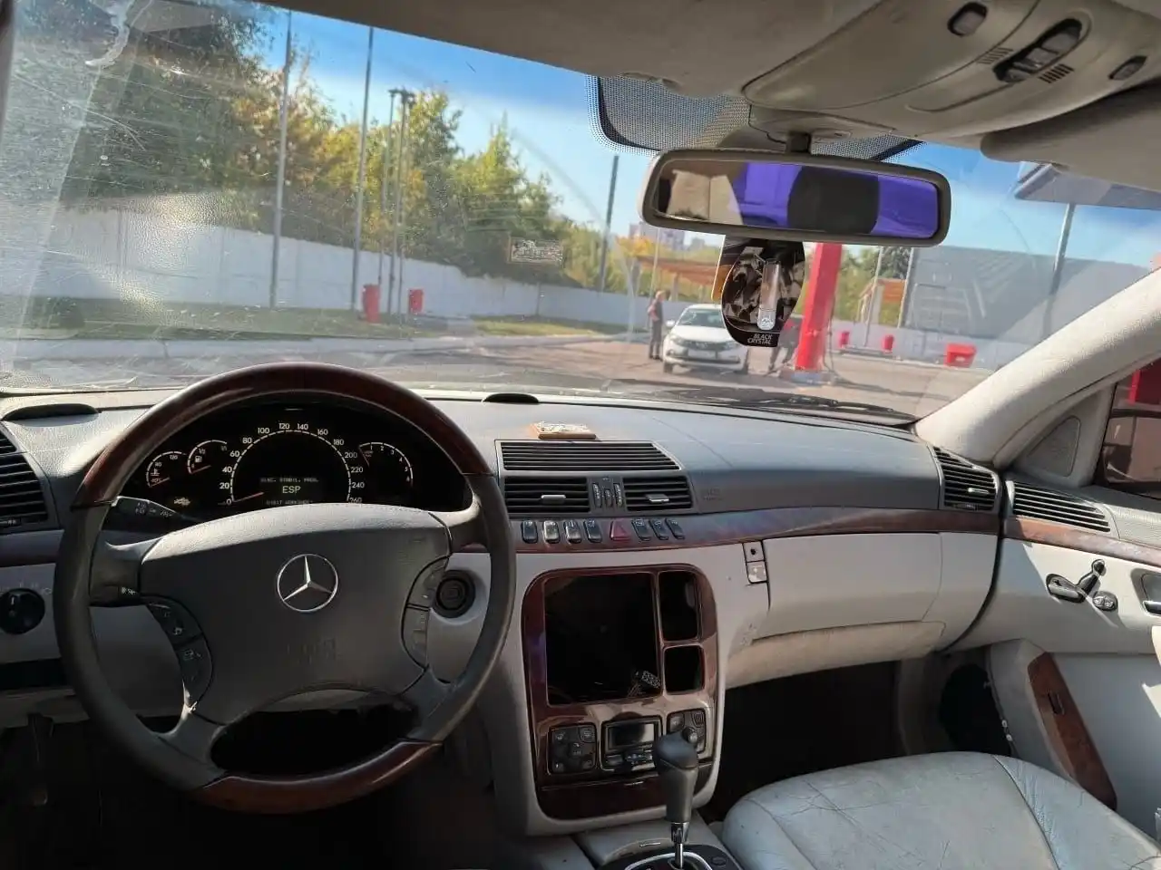 Продам или обменяю Мерседес 220