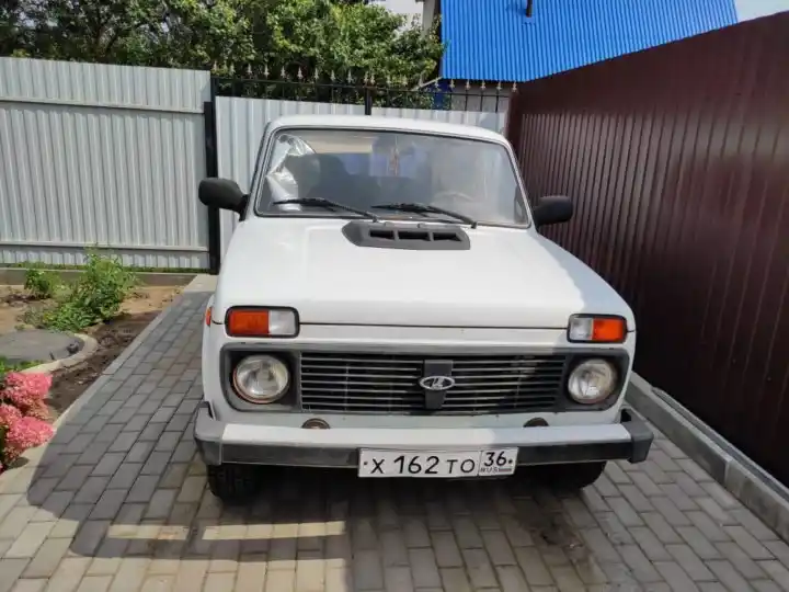 ВАЗ (Lada) Niva 2011 года