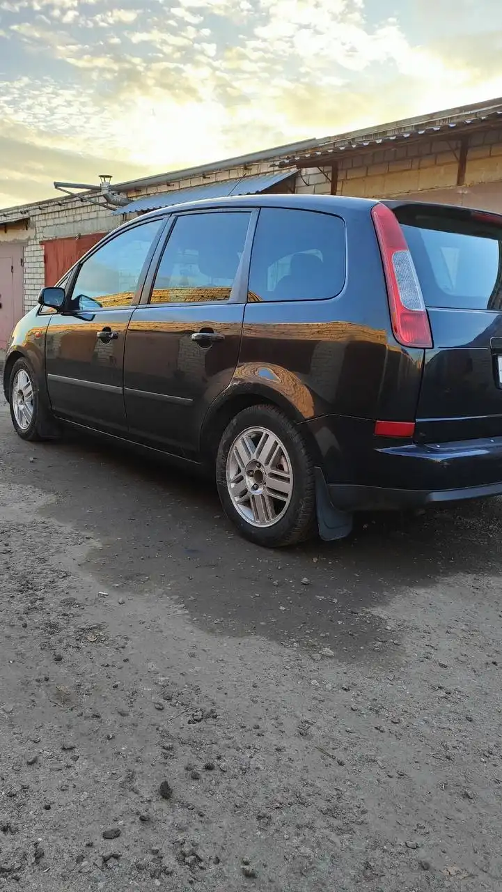 Ford C-MAX 1.8 бензиновый