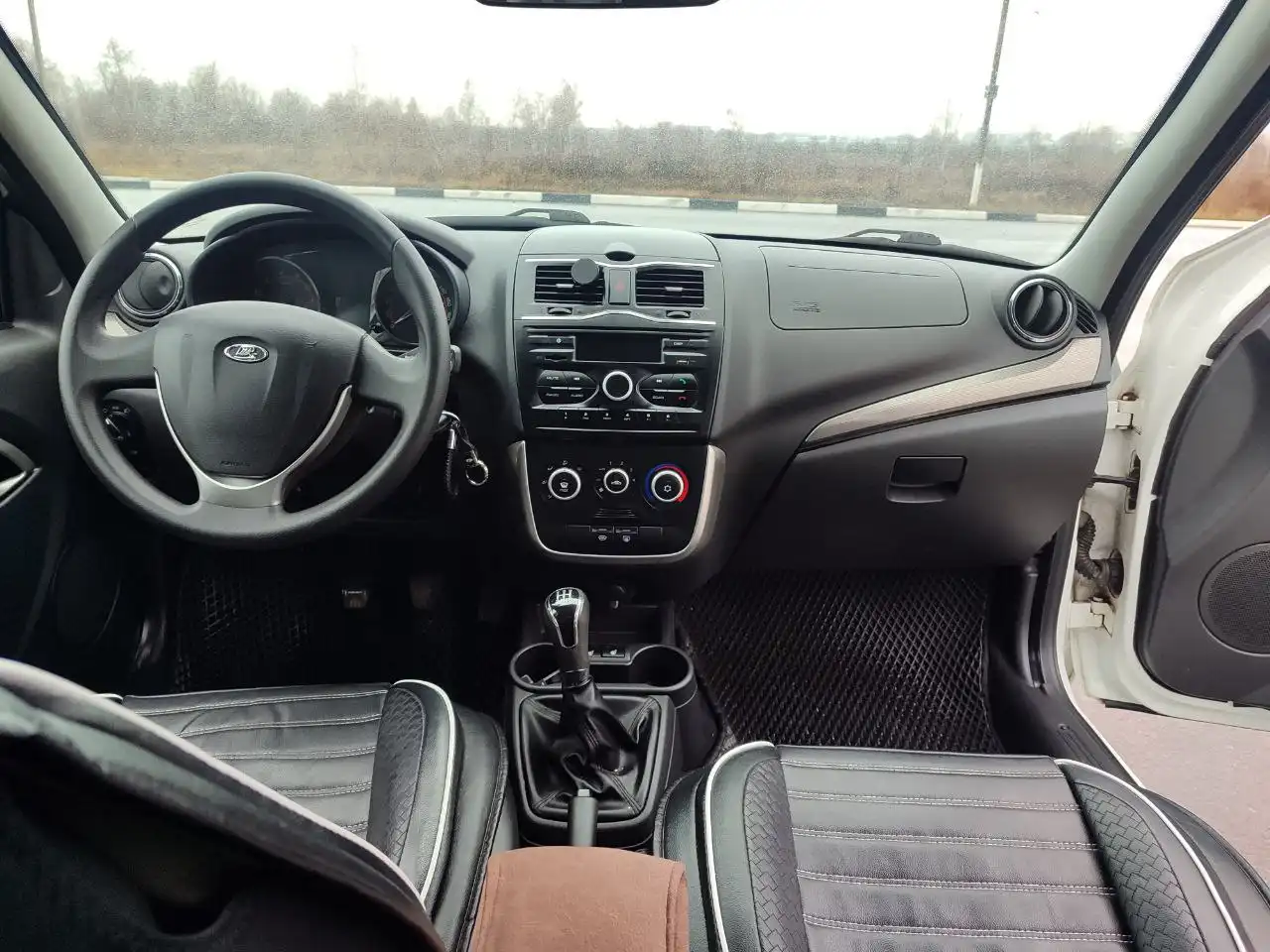 Лада Гранта в максимальной комплектации