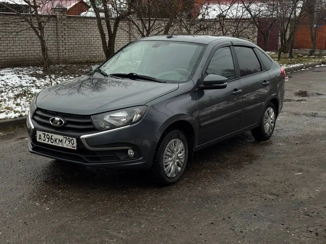 Продажа автомобиля 21 год, 1 хозяин, 16 клапанный мотор, без ДТП