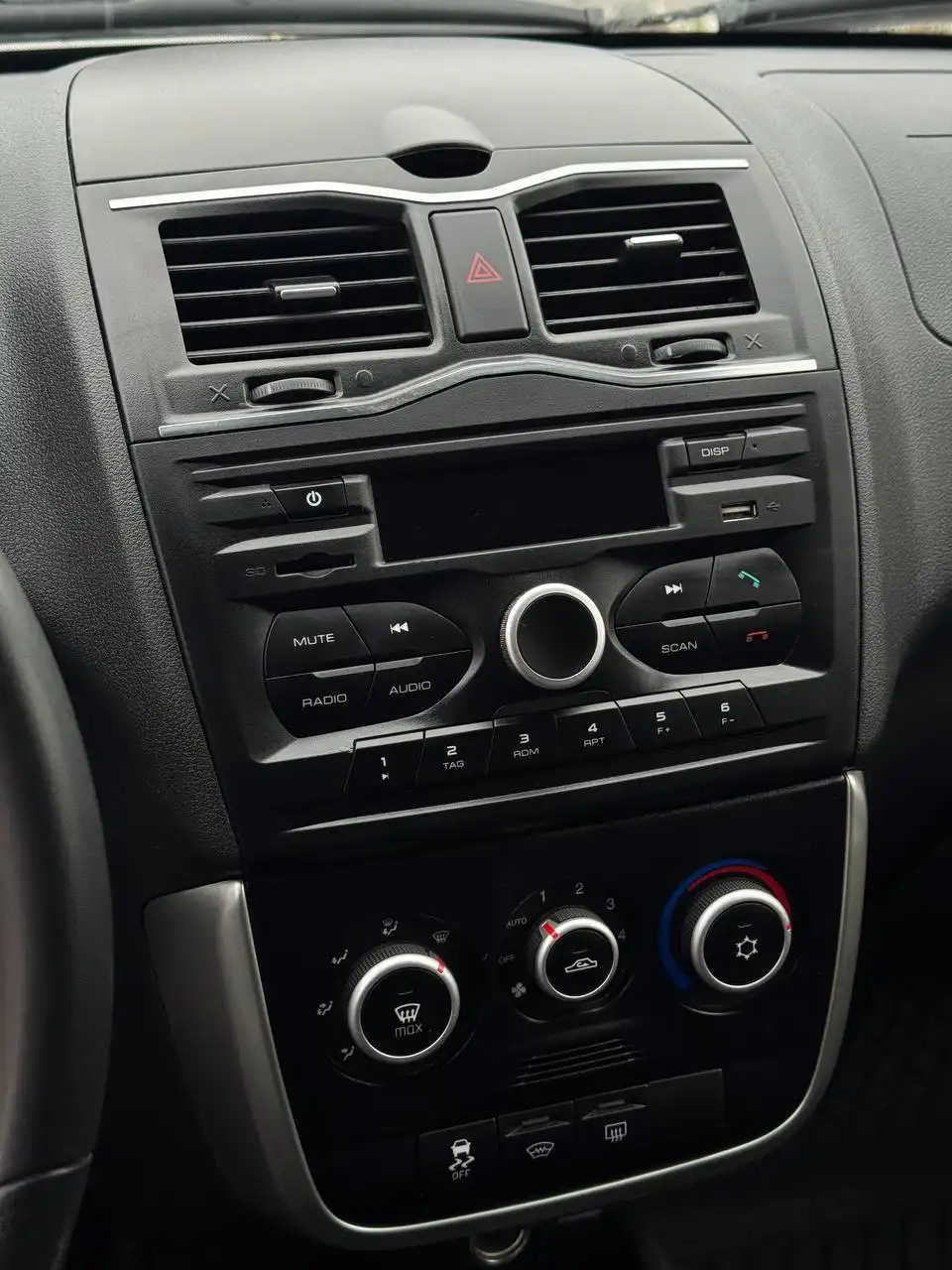 Продажа автомобиля 21 год, 1 хозяин, 16 клапанный мотор, без ДТП