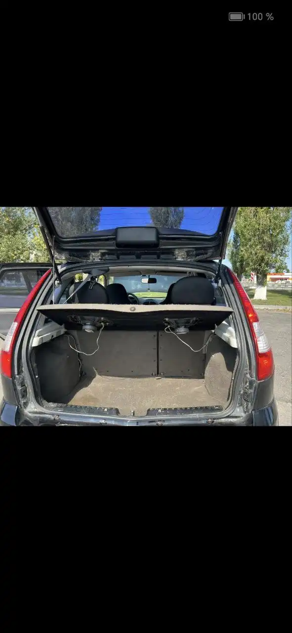 Продажа автомобиля 2011 года в хорошем состоянии