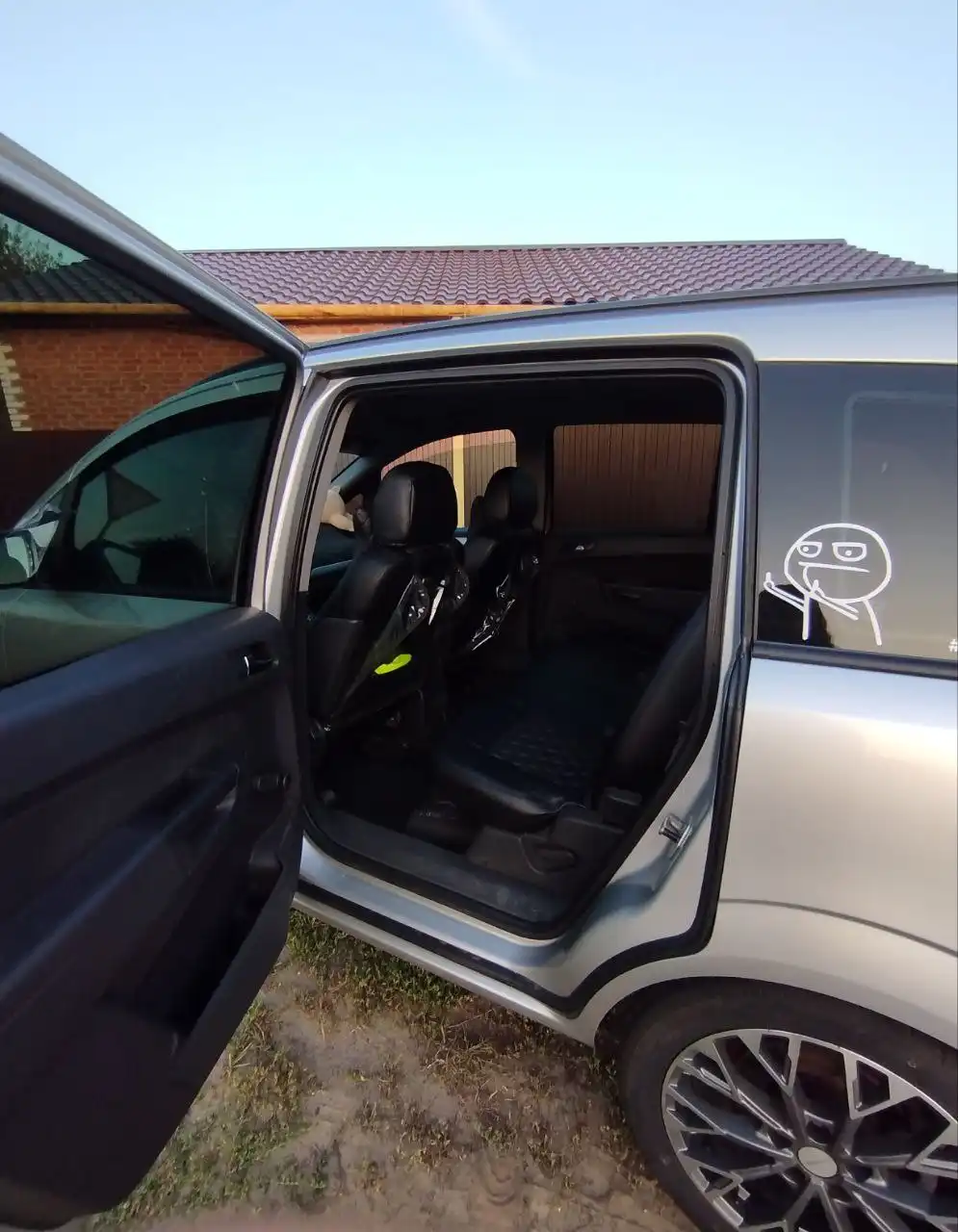 Продам Opel Zafira 2012 года