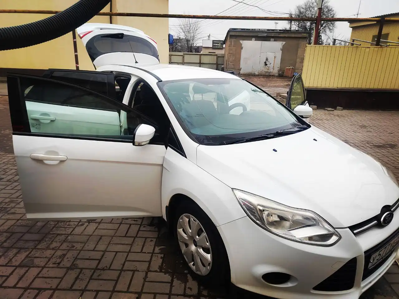 Автомобиль 2012 года с 3 хозяевами в Липецке