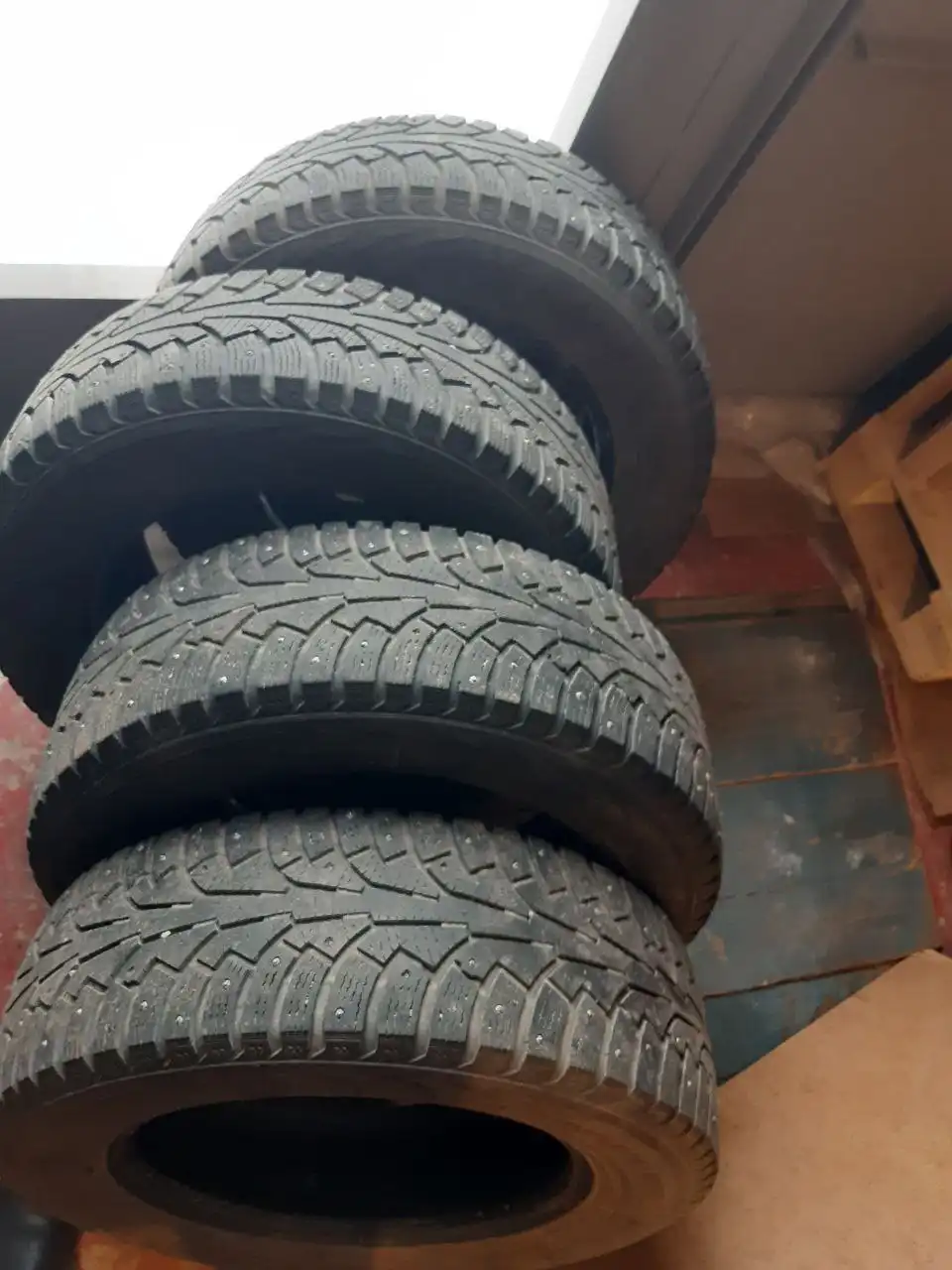 Продажа колес Nokia Hakkapeliitta 5 215/65/R16