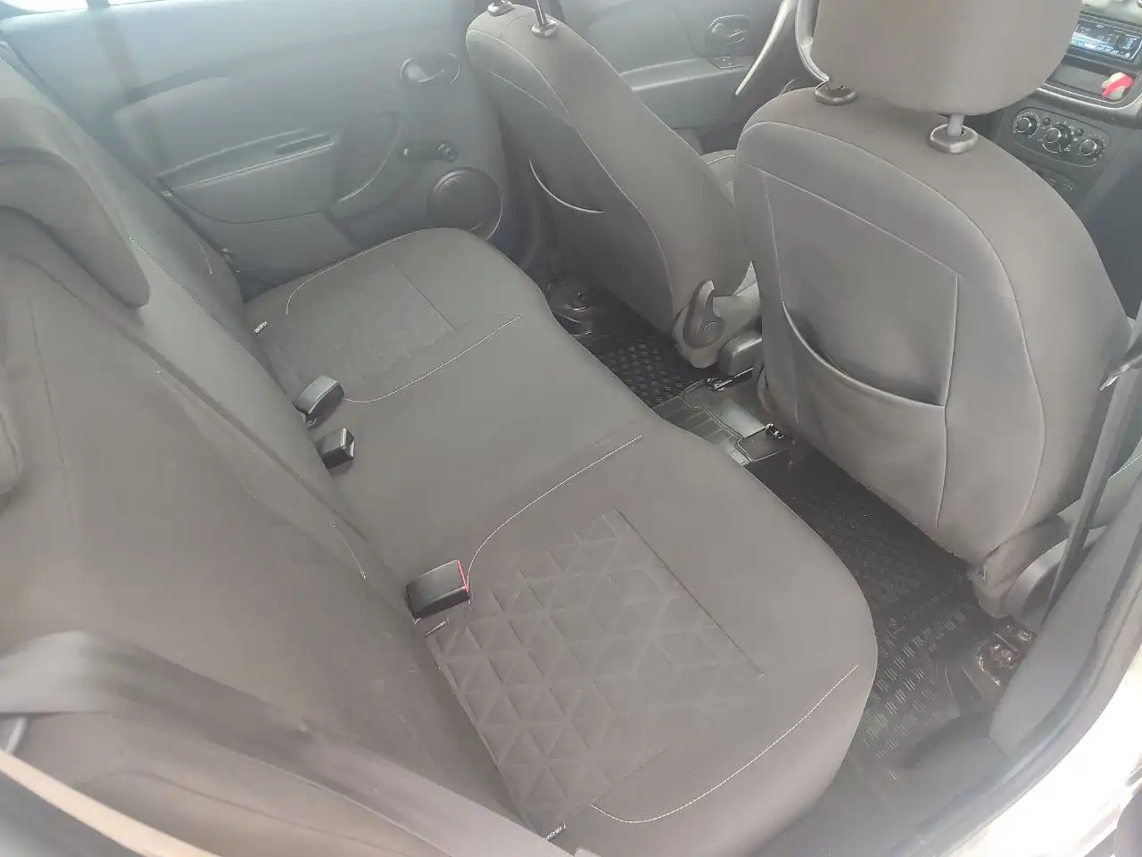 Renault Sandero Stepway 2017 года, один собственник, пробег 172 тыс.