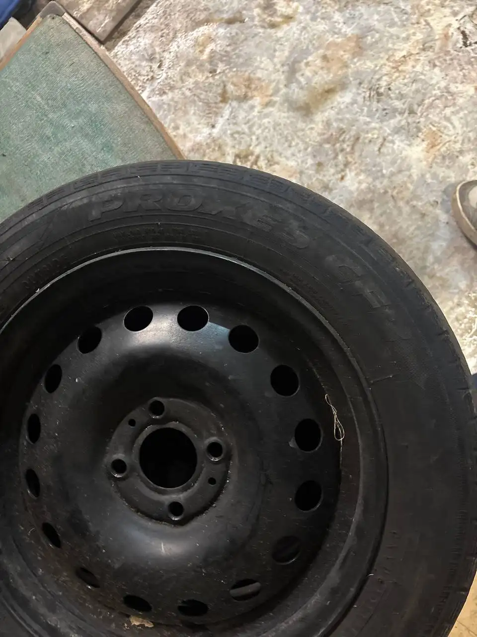 Резина Toyo Proxes SF2 175/65 R15 4x100 ET60.1 - Шины и диски (Авто) в Воронеж