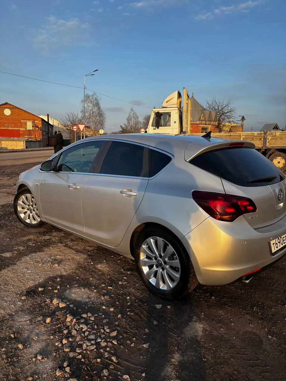 Продам Opel Astra J 2010 года в редкой комплектации - Легковые автомобили (Авто) в Алексеевка