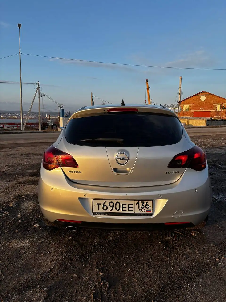 Продам Opel Astra J 2010 года в редкой комплектации - Легковые автомобили (Авто) в Алексеевка