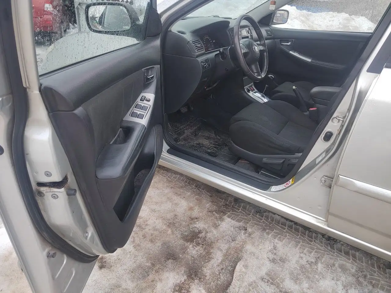 Продажа автомобиля 5 года, дизель - Авто в Липецк