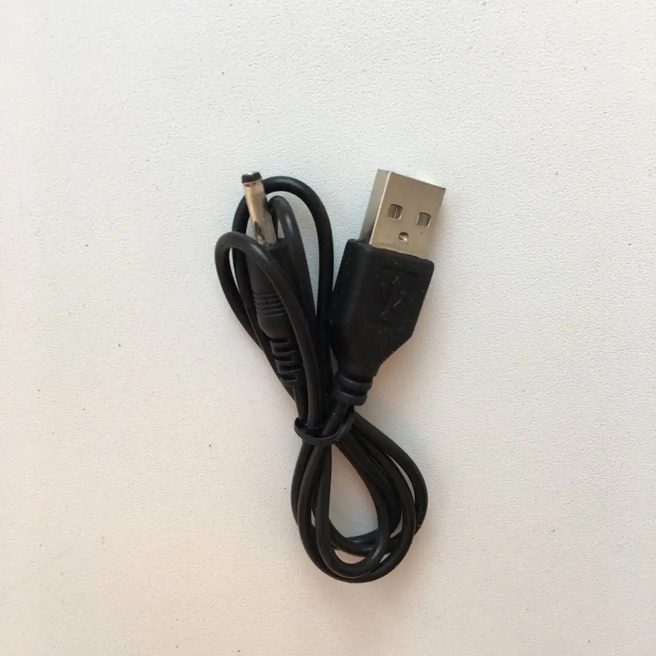 Кабель питания с круглым разъемом USB для техники - Кабели и адаптеры (Электроника) в Воронеж