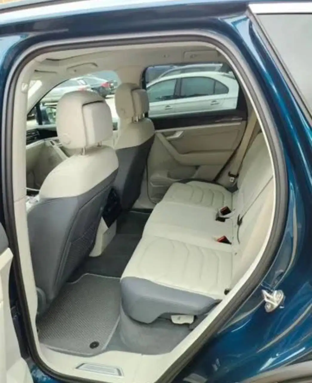 Продажа VW Touareg 3.0 TDI Exclusive - Кроссоверы (Авто) в Воронеж